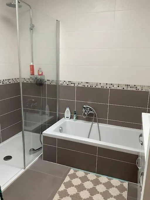 Ecran De Serenite Castellar Villa